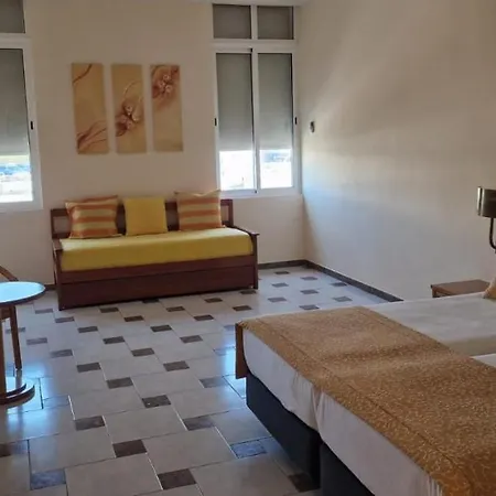 Frangaria מלון פארו