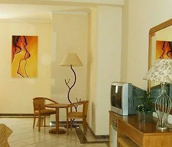 Frangaria فندق فارو