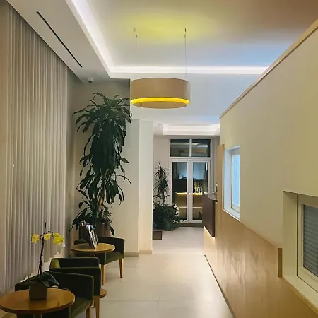 弗朗加利亚旅馆