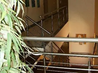 Frangaria פארו